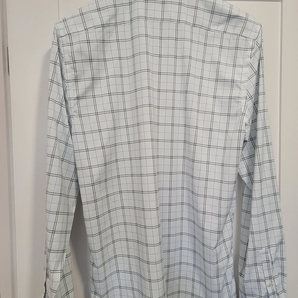 Classic Plaid Wrinkle-resistant Everyday Performance Dress Shirt - Picture 2 of 3